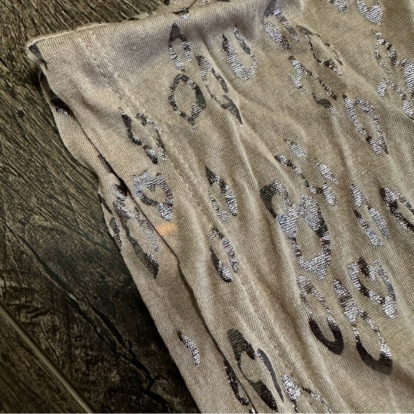 Express Size Medium Womens Dolman Style Leopard Animal Metallic Print Blouse Top - Picture 4 of 7